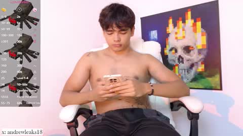 _an_drew18 online show from November 4, 9:25 pm