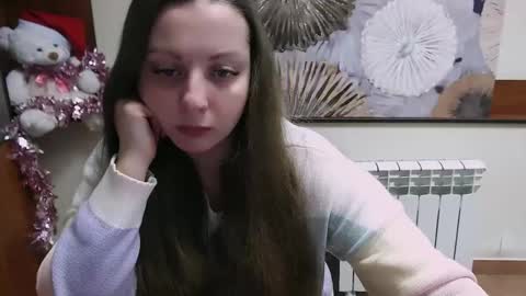 Anna online show from December 9, 7:39 am