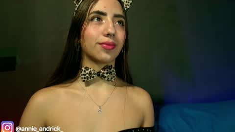 Snapshot of _annie_andrick_ chatting on October 13, 2:28 pm Annie Andrick online show from October 13, 2:28 pm