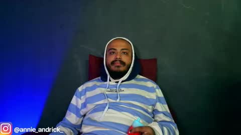 Snapshot of _annie_andrick_ chatting on November 19, 1:11 pm Annie Andrick online show from November 19, 1:11 pm