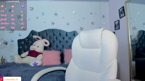 antonnela online show from December 18, 2:38 pm