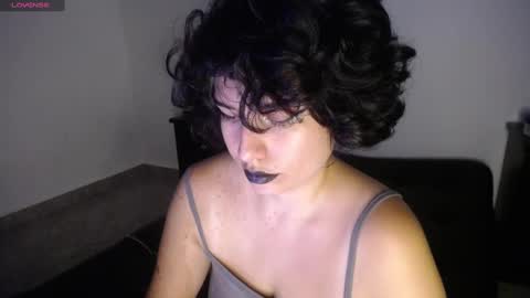 Snapshot of _atenea_golden chatting on December 12, 10:52 pm atenea online show from December 12, 10:52 pm