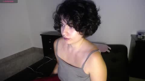 Snapshot of _atenea_golden chatting on December 13, 1:59 am atenea online show from December 13, 1:59 am