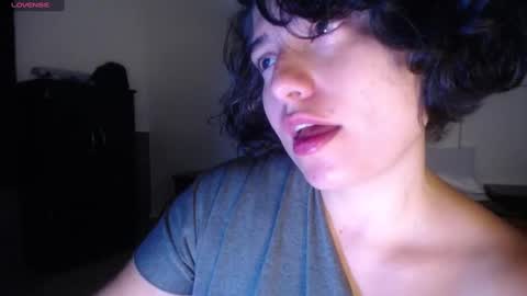 Snapshot of _atenea_golden chatting on January 24, 11:02 pm atenea online show from January 24, 11:02 pm