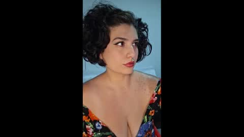 Snapshot of _atenea_golden chatting on February 11, 12:59 am atenea online show from February 11, 12:59 am
