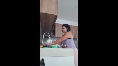 Snapshot of _atenea_golden chatting on March 10, 2:05 pm atenea online show from March 10, 2:05 pm