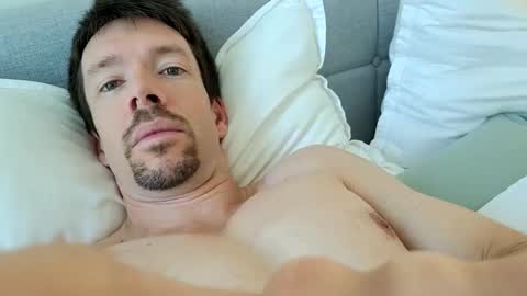 _b_h_c_ online show from November 29, 9:40 pm