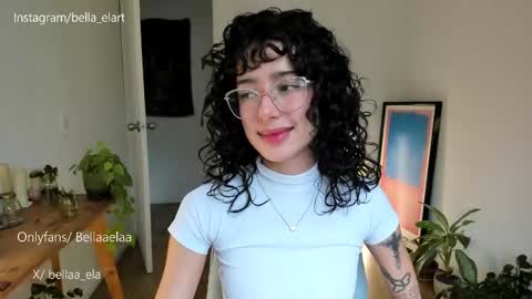 Snapshot of _bellaela chatting on February 13, 10:00 pm Ella online show from February 13, 10:00 pm