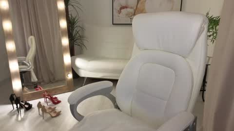 Beylly online show from January 12, 2:03 am