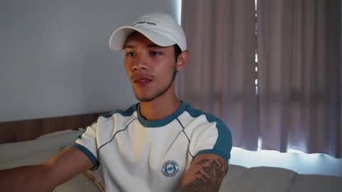 Snapshot of _billy_j chatting on February 21, 3:10 pm BILLY online show from February 21, 3:10 pm