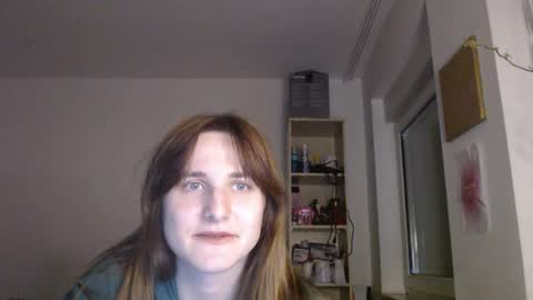 Snapshot of _biscotti_ chatting on February 25, 10:39 pm _biscotti_ online show from February 25, 10:39 pm