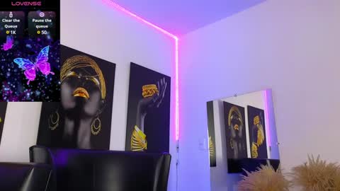 Brenna online show from February 8, 1:54 am