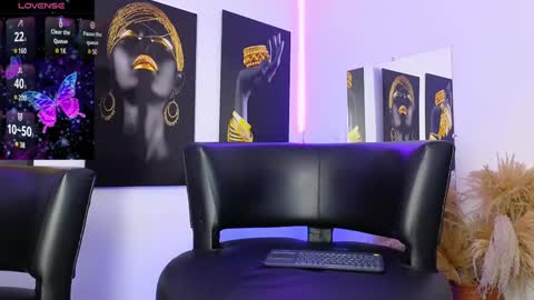 Brenna online show from February 13, 10:54 pm