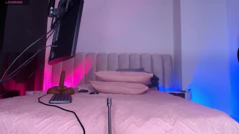 Britany online show from November 22, 3:16 am