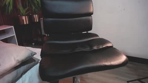 _bunny_boy_ online show from March 8, 7:05 am