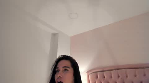 Snapshot of _cailyn chatting on October 12, 9:03 pm cailyn online show from October 12, 9:03 pm