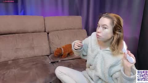 _capybara0_0 online show from February 24, 5:43 am