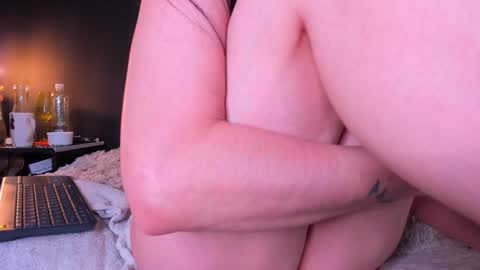 Carolina  online show from January 9, 5:54 pm