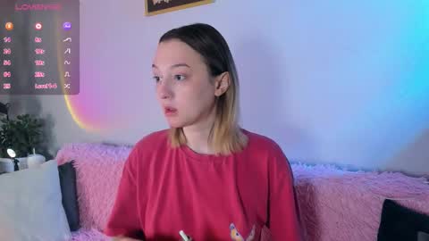 Christina Chris online show from November 9, 6:44 am