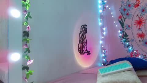 Katy online show from February 8, 1:11 am