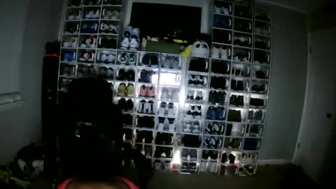 Snapshot of _da_d1ck_ chatting on December 14, 10:24 am Da d1ck online show from December 14, 10:24 am