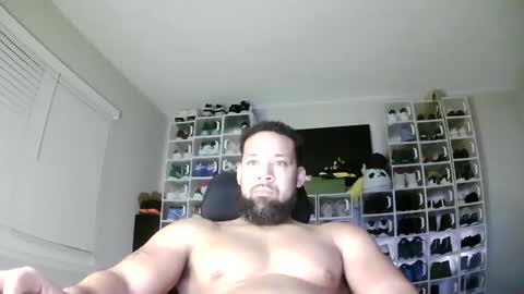 Snapshot of _da_d1ck_ chatting on December 18, 7:58 am Da d1ck online show from December 18, 7:58 am