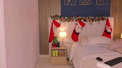 Dakota online show from December 27, 6:10 pm