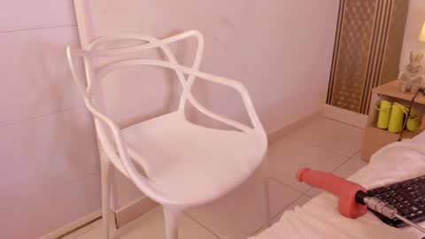 Dakota online show from March 9, 6:21 pm