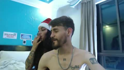 Snapshot of _delacruz911_ chatting on December 25, 3:50 am delacruz online show from December 25, 3:50 am