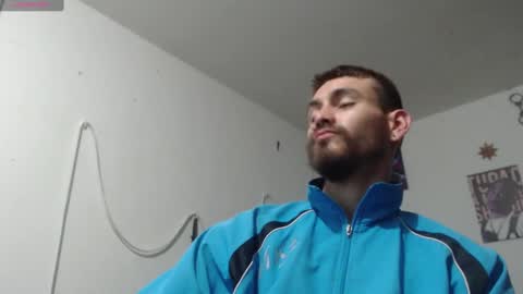 Snapshot of _delacruz911_ chatting on January 11, 11:12 am delacruz online show from January 11, 11:12 am