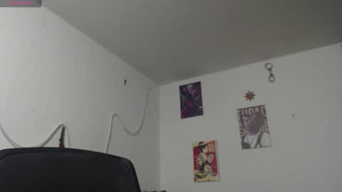 Snapshot of _delacruz911_ chatting on January 11, 10:51 pm delacruz online show from January 11, 10:51 pm