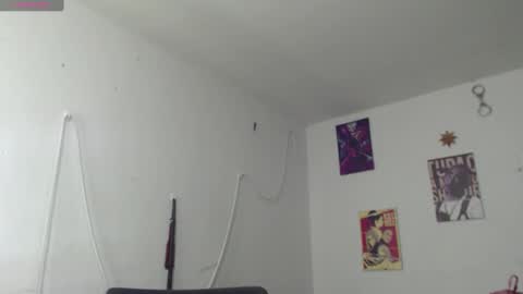 Snapshot of _delacruz911_ chatting on January 28, 3:36 am delacruz online show from January 28, 3:36 am