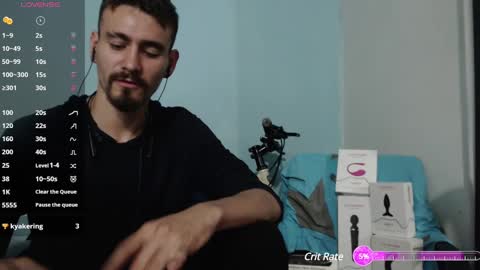 Snapshot of _delacruz911_ chatting on February 20, 6:50 am delacruz online show from February 20, 6:50 am