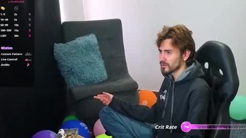 Snapshot of _delacruz911_ chatting on September 25, 11:14 am delacruz online show from September 25, 11:14 am