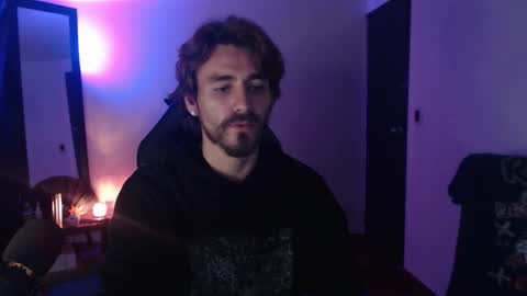 Snapshot of _delacruz911_ chatting on October 10, 1:59 am delacruz online show from October 10, 1:59 am