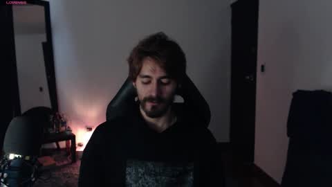 Snapshot of _delacruz911_ chatting on October 11, 8:07 pm delacruz online show from October 11, 8:07 pm