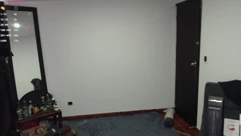 Snapshot of _delacruz911_ chatting on October 25, 7:30 pm delacruz online show from October 25, 7:30 pm