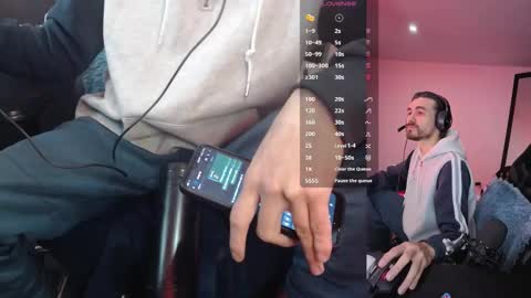 Snapshot of _delacruz911_ chatting on November 13, 9:19 am delacruz online show from November 13, 9:19 am