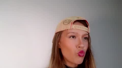 DemiDee online show from November 14, 10:36 am