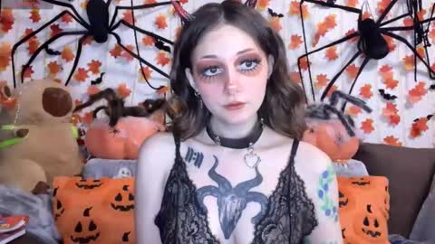 Kate online show from October 20, 5:57 pm