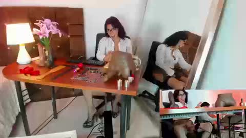 SANDY online show from September 12, 10:10 pm