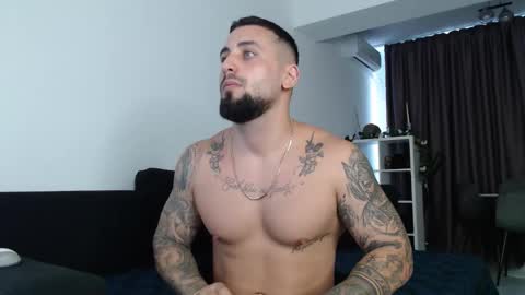 Snapshot of _dylangreen chatting on September 11, 8:47 am Dylan online show from September 11, 8:47 am