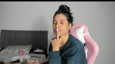 _elektrah online show from February 10, 4:19 am