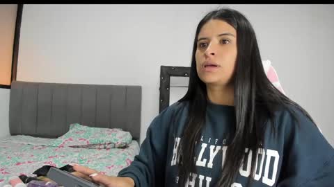 _elektrah online show from February 26, 10:42 pm