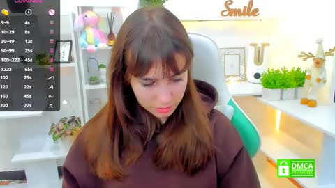 Lizzy  online show from February 9, 9:17 pm