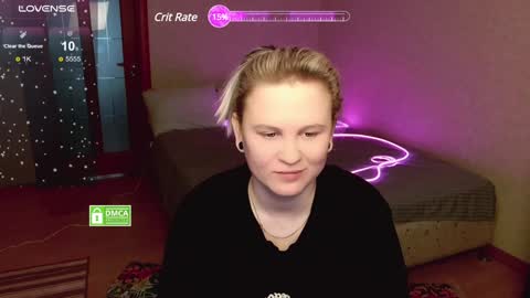 chloue and Gretta online show from January 4, 7:13 pm