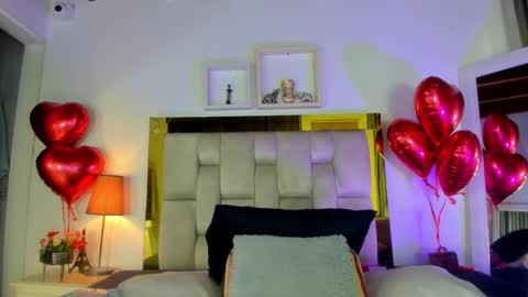 Isabella online show from February 15, 12:01 pm