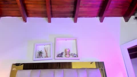 Isabella online show from September 9, 12:05 pm