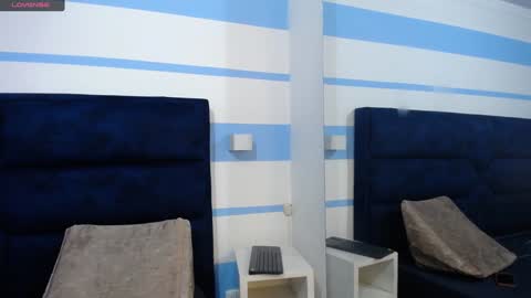 Emma online show from December 7, 1:25 am