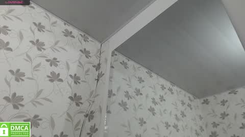 Emma online show from December 21, 7:27 pm